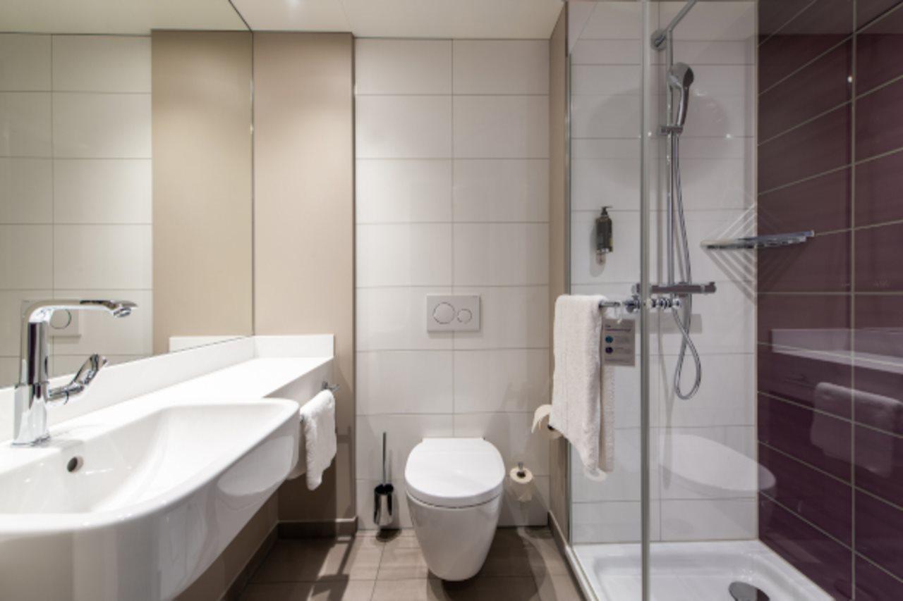 Premier Inn Stuttgart Feuerbach Екстер'єр фото