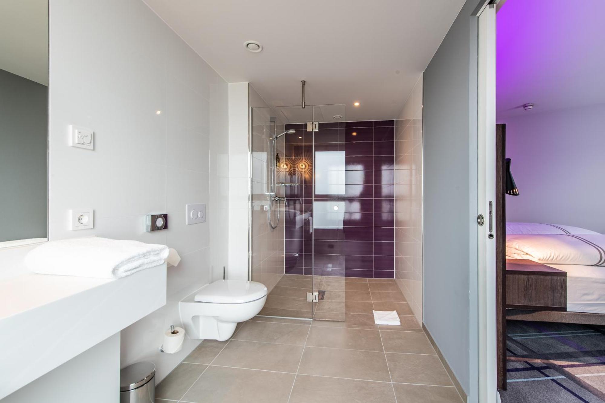 Premier Inn Stuttgart Feuerbach Екстер'єр фото